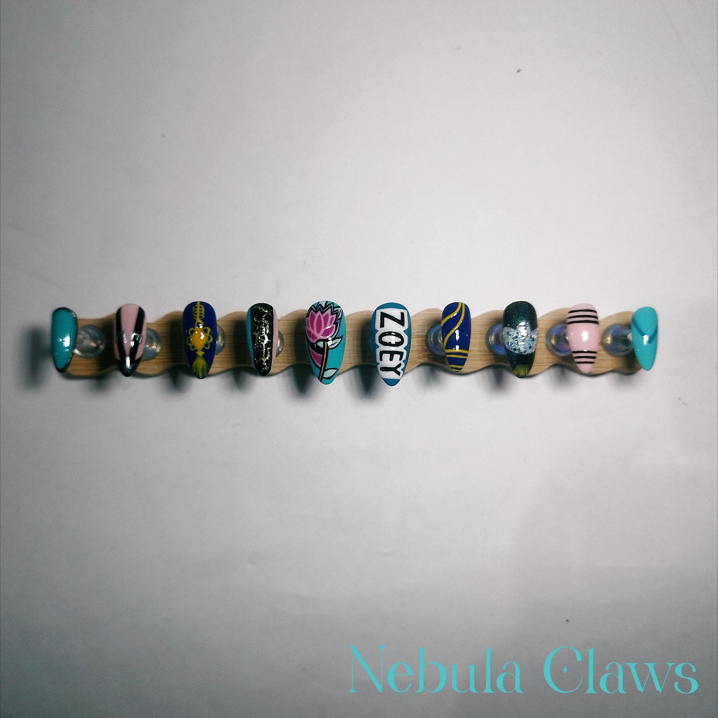 Zoey from Kpop Demon Hunters Movie Inspired Press On Nails