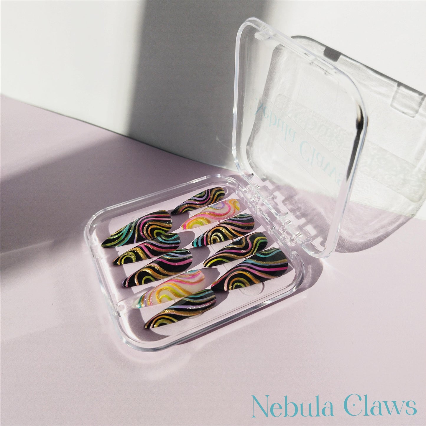 HONMOON - Press on nails inspired by K-POP Demon Hunters